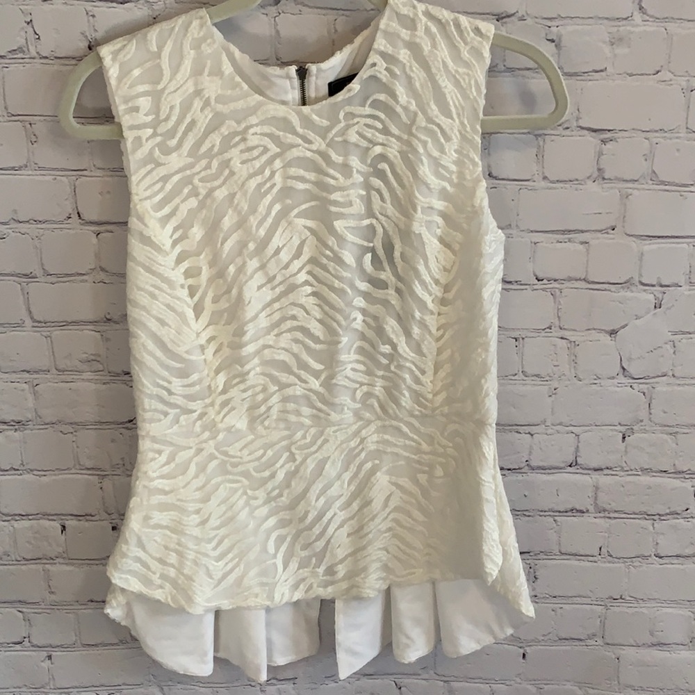 BCBG MAXAZRIA off white top! “Blossom”